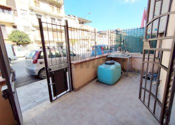Balcone - Casa semi indipendente corso dei mille
 
1215, Palermo - foto 12
