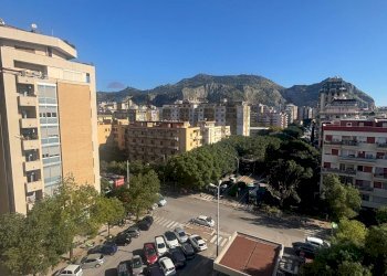 Edificio all\'aperto - Appartamento Via Empedocle Restivo
 
82, Palermo - foto 10