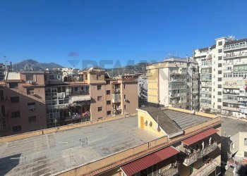 Edificio all\'aperto - Appartamento Via Empedocle Restivo
 
82, Palermo - foto 13