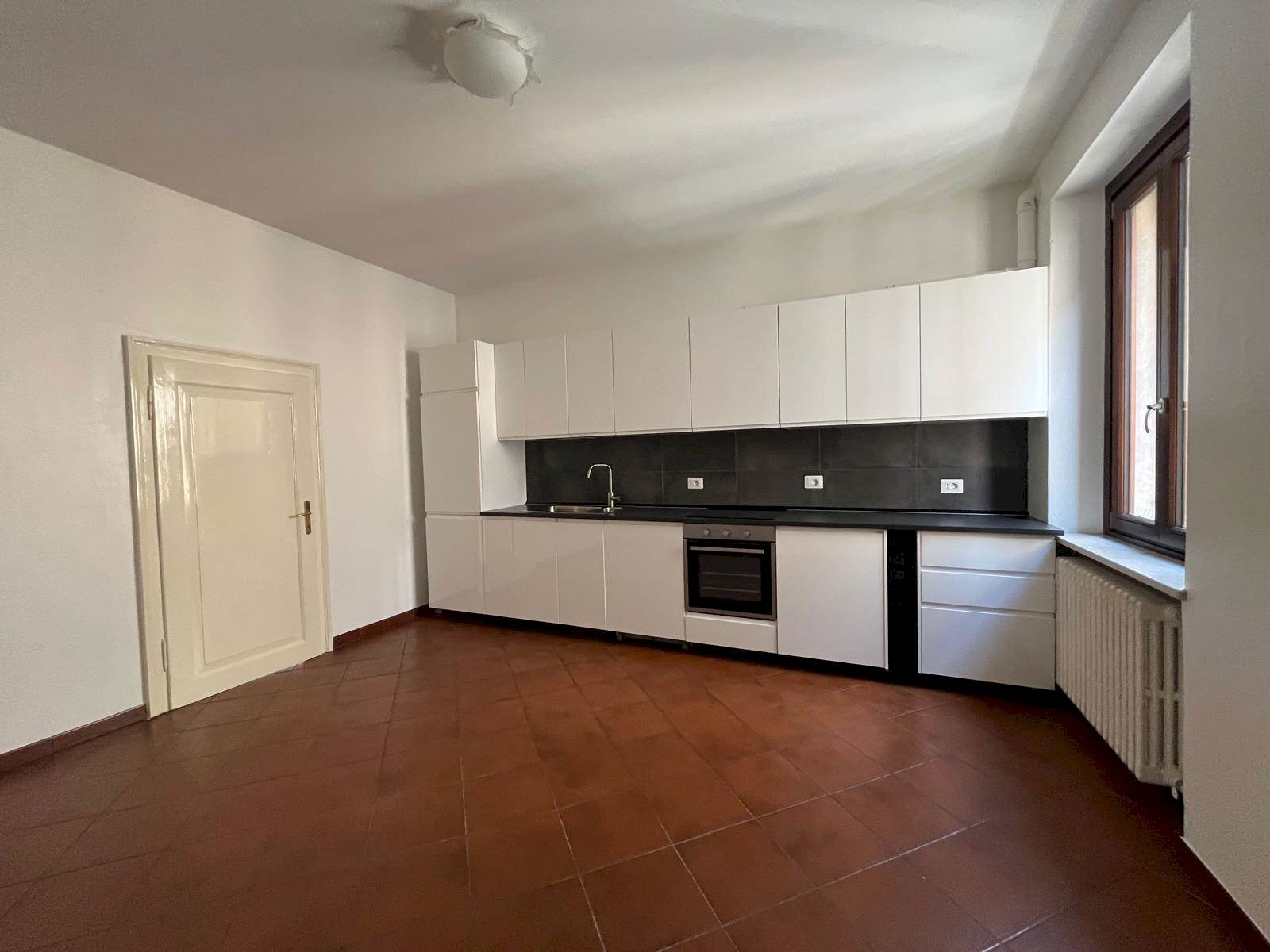 Apartment - Corso Cavour, 41, Verona (neighborhood Centro Storico) - photo 3