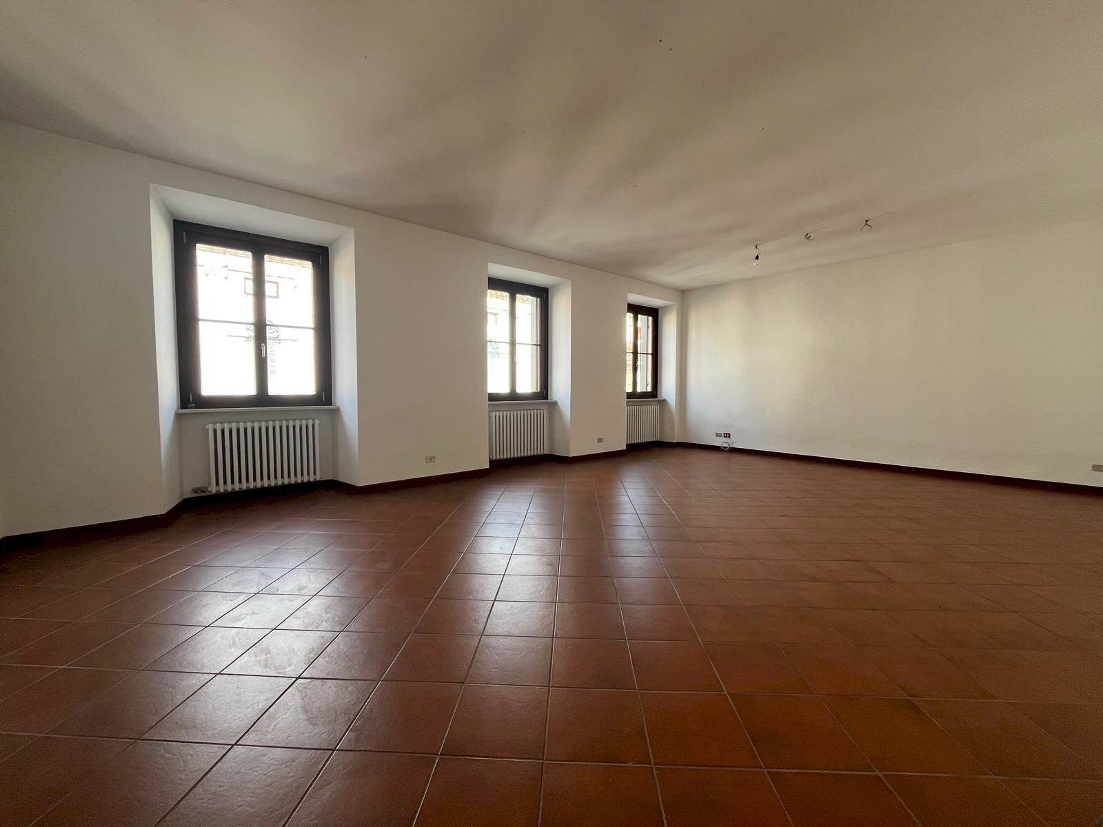 Appartamento - Corso Cavour, 41, Verona (zona Centro Storico) - foto 1