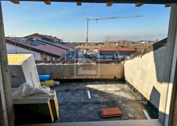 Foto 27 - Trilocale VIA FORTE FENILAZZO
 
4, Peschiera del Garda - foto 26