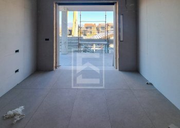 Foto 37 - Quadrilocale VIA FORTE FENILAZZO
 
4, Peschiera del Garda - foto 36