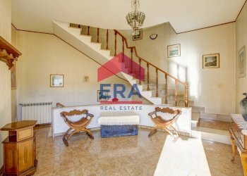 Disimpegno - Villa Via Del Fosso Di Tor Pagnotta
109, Roma - foto 13