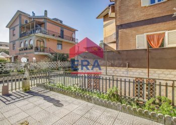 Giardino - Villa Via Del Fosso Di Tor Pagnotta
109, Roma - foto 22