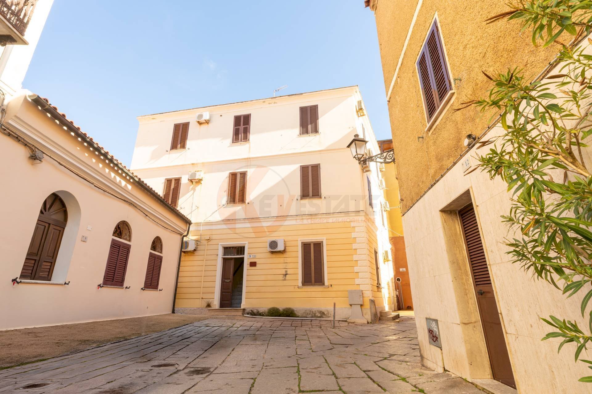 Foto 2 - Independent house Via Regina Margherita
 
5, La Maddalena - photo 2