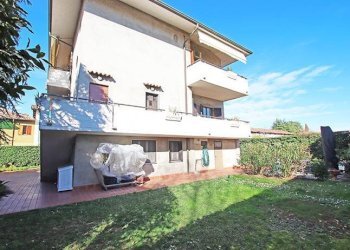 Villa - Villa via Santo Jesus
 
7, Curno - photo 1