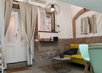 Interno non residenziale - Monolocale vico 5 Giuseppe Buonomo, Gaeta - foto 6