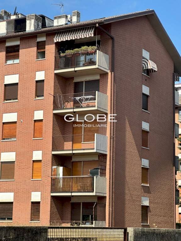 Facciata - Quadrilocale via della Repubblica, Ciriè - foto 2