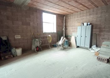 Stanza non arredata - Villa Crevalcore - foto 7