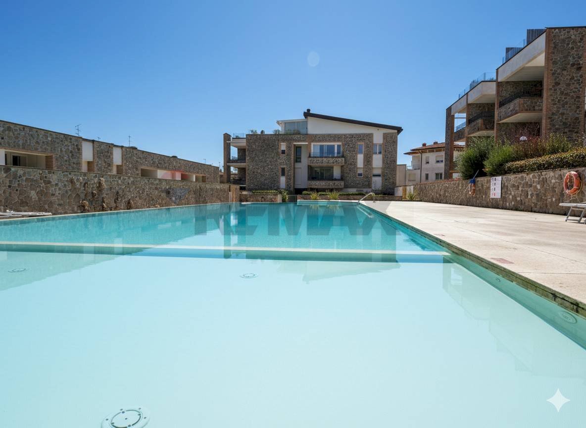 Piscina - Four-room apartment via Albinoni
 
460, Desenzano del Garda - photo 1