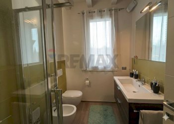 Bagno - Four-room apartment via Albinoni
 
460, Desenzano del Garda - photo 11