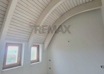 Stanza vuota - Attic Cornate d'Adda - photo 9