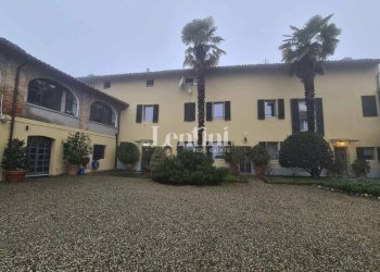 Cortile interno - Rustico vicolo San Sebastiano, 5, Camino - foto 3