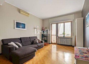 Salone - Bilocale strada Cavalcavia, 3, Casale Monferrato - foto 1