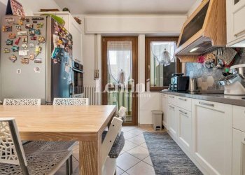 Cucina - Appartamento via Cristoforo Moretti, 5, Casale Monferrato - foto 11