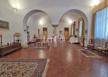 Salone - Ufficio via Palestro, 18, Casale Monferrato - foto 1