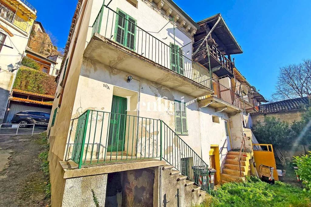 Facciata - Villa vicolo Gorizia, 10, Ozzano Monferrato - foto 1