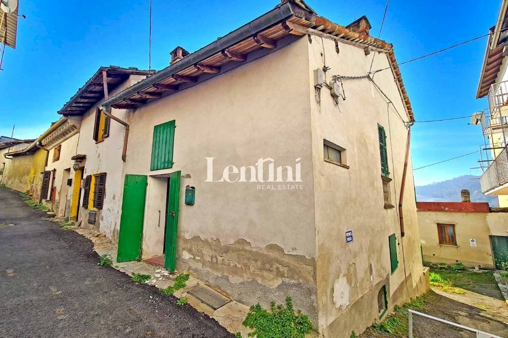Facciata - Villa vicolo Gorizia, 10, Ozzano Monferrato - foto 3