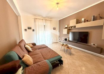 Foto 9 - Trilocale via umbria
 
18, Carini - foto 8