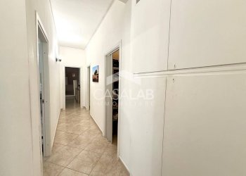 Foto 10 - Trilocale via umbria
 
18, Carini - foto 9