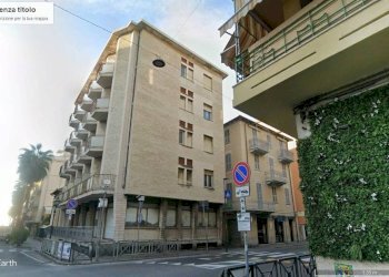 Facciata - Stabile - Palazzo corso Armando Diaz, 23, Alassio - foto 5