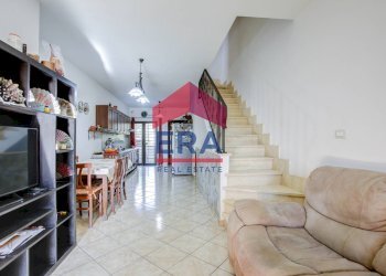 Salone - Villa a Schiera Via Cremosano, Roma - foto 8