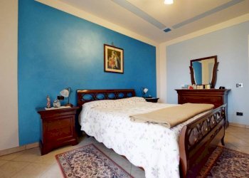 Camera da letto - Quadrilocale via Camillo Benso di Cavour, 11A, Villanova Mondovì - foto 9