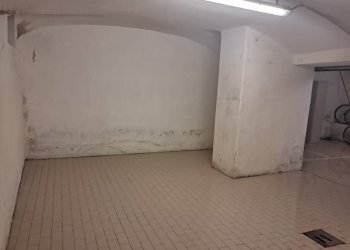 Magazzino - Box via Centotrecento, Bologna (zona Irnerio) - foto 3