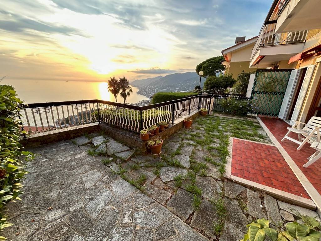 Giardino - Appartamento via Aurelia, 61, Camogli - foto 2