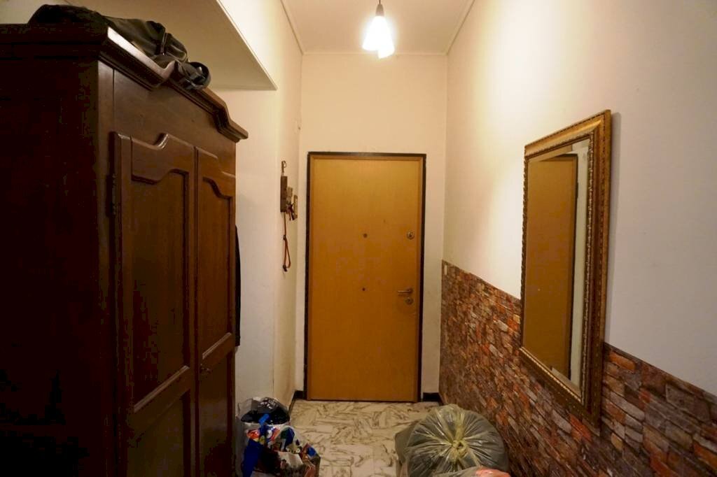 Ingresso - Trilocale via Monte Sei Busi, Genova (zona Sampierdarena) - foto 2