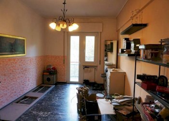 Soggiorno - Trilocale via Monte Sei Busi, Genova (zona Sampierdarena) - foto 3