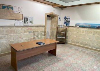 Ufficio - Bilocale Via Umberto
 
100, Trani - foto 6