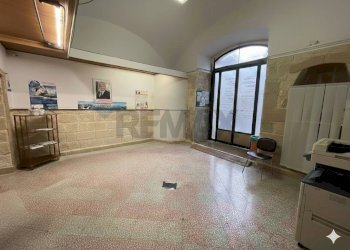 Soggiorno - Bilocale Via Umberto
 
100, Trani - foto 9