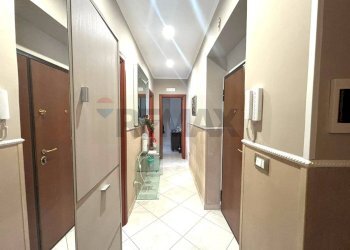 Hall / corridoio - Casa semi indipendente VIA SANT'AGOSTINO
 
72, Trani - foto 7