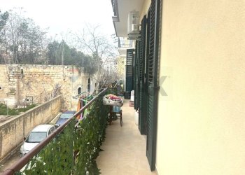 Balcone - Casa semi indipendente VIA SANT'AGOSTINO
 
72, Trani - foto 29