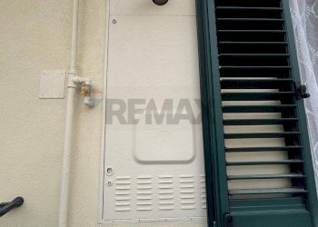 Scale - Casa semi indipendente VIA SANT'AGOSTINO
 
72, Trani - foto 30