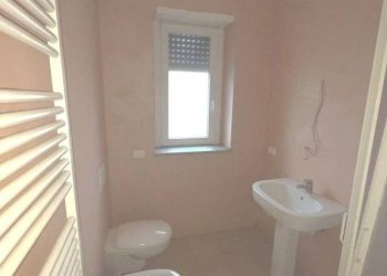 Bagno - Appartamento via Boves, 5x, Alessandria - foto 7