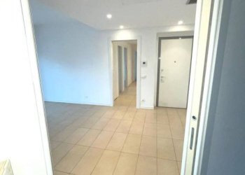 Soggiorno - Appartamento via Boves, 5x, Alessandria - foto 12