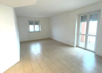 Soggiorno - Appartamento via Boves, 5x, Alessandria - foto 13