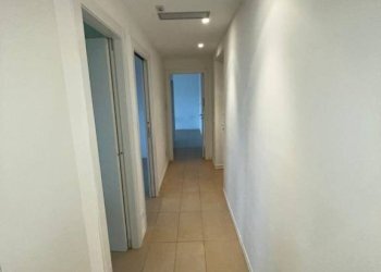 Corridoio - Appartamento via Boves, 5x, Alessandria - foto 18