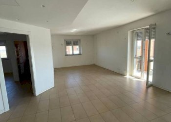 Soggiorno - Appartamento via Boves, 5x, Alessandria - foto 17