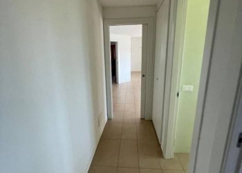 Corridoio - Appartamento via Boves, 5x, Alessandria - foto 18