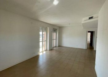 Soggiorno - Appartamento via Boves, 5x, Alessandria - foto 16