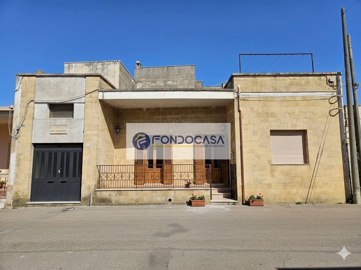 Foto 1 - Casa indipendente Viale Italia
 
135-137, Zollino - foto 1
