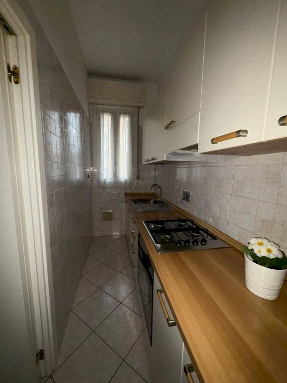 Cucina - Quadrilocale via Friuli Venezia Giulia, 4, Bologna (zona Mazzini) - foto 2