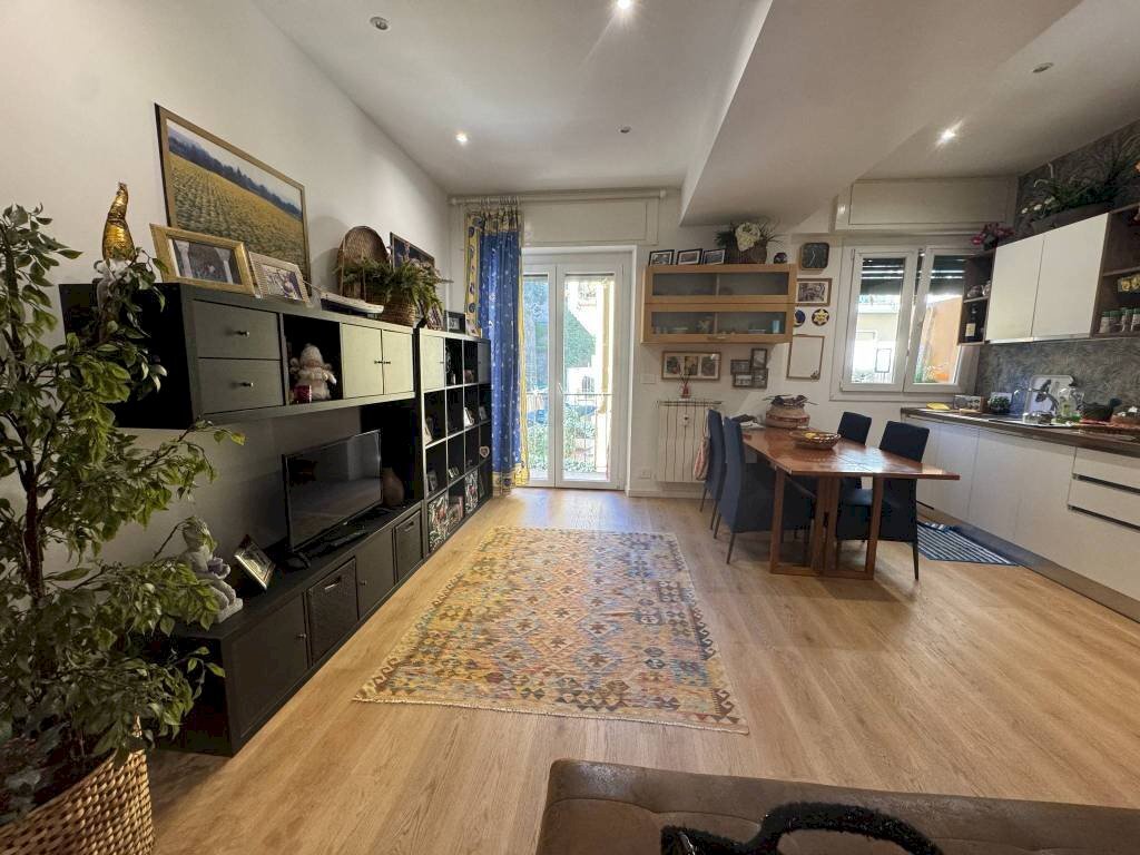 Salone - Two-room apartment via Luigi Rizzo, Genova (neighborhood Pegli) - photo 2