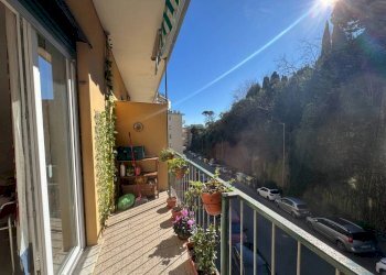 Balcone - Bilocale via Luigi Rizzo, Genova (zona Pegli) - foto 1