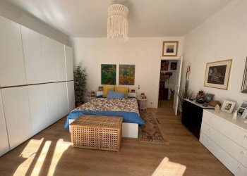 Camera da letto - Appartamento via Luigi Rizzo, Genova (zona Pegli) - foto 11