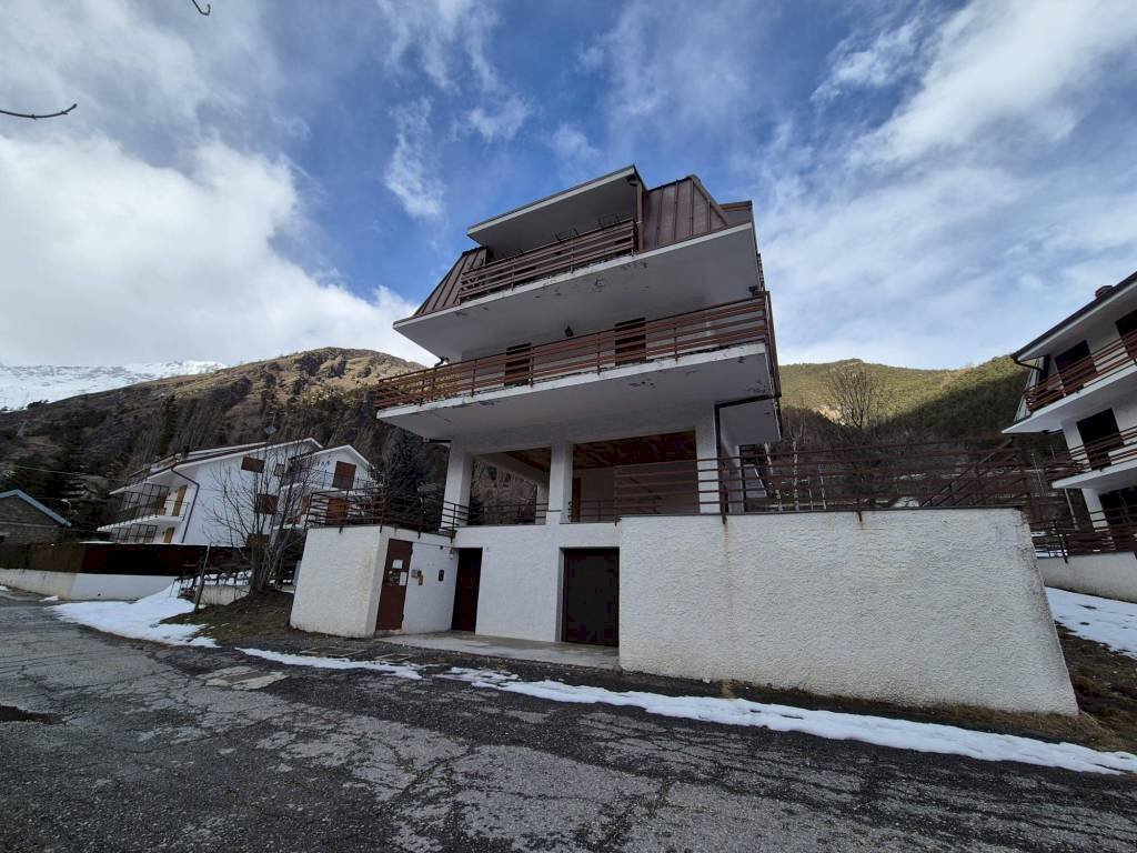 Facciata - Two-room apartment via delle Gure, Fenestrelle - photo 2